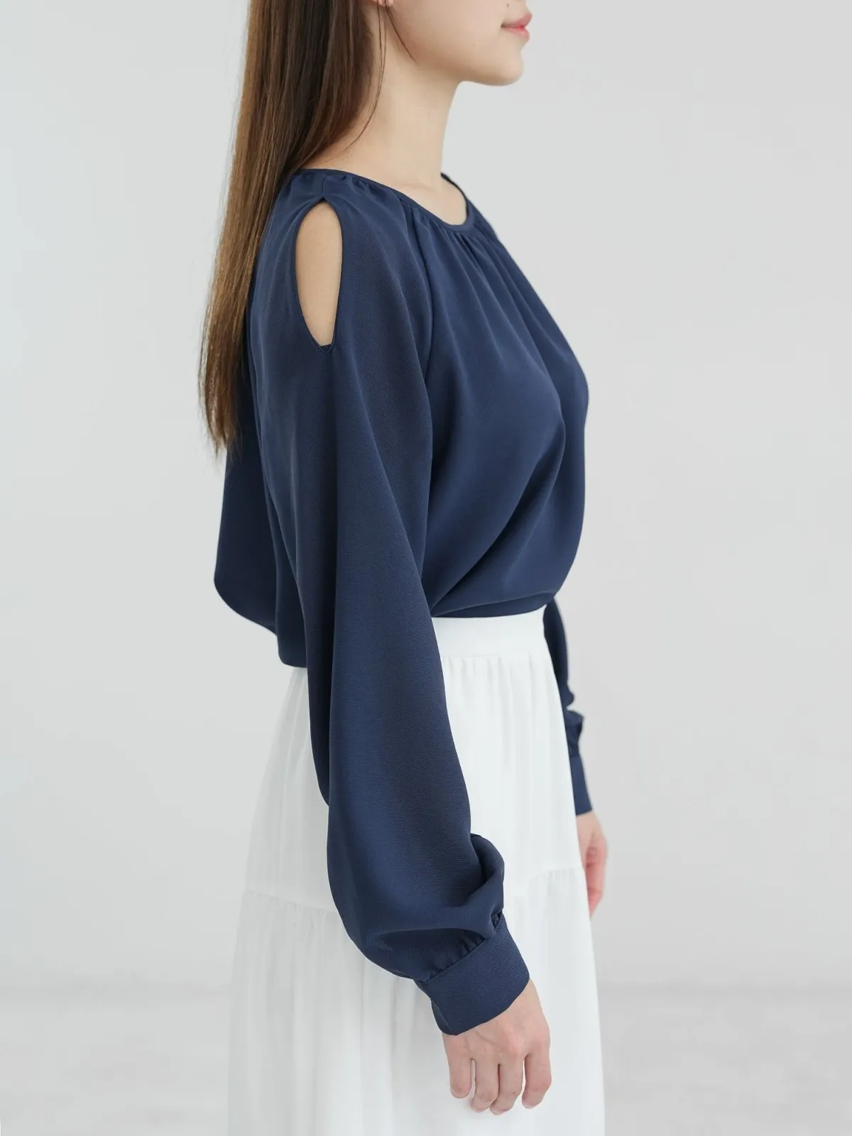 Lydia Cold Shoulder Top