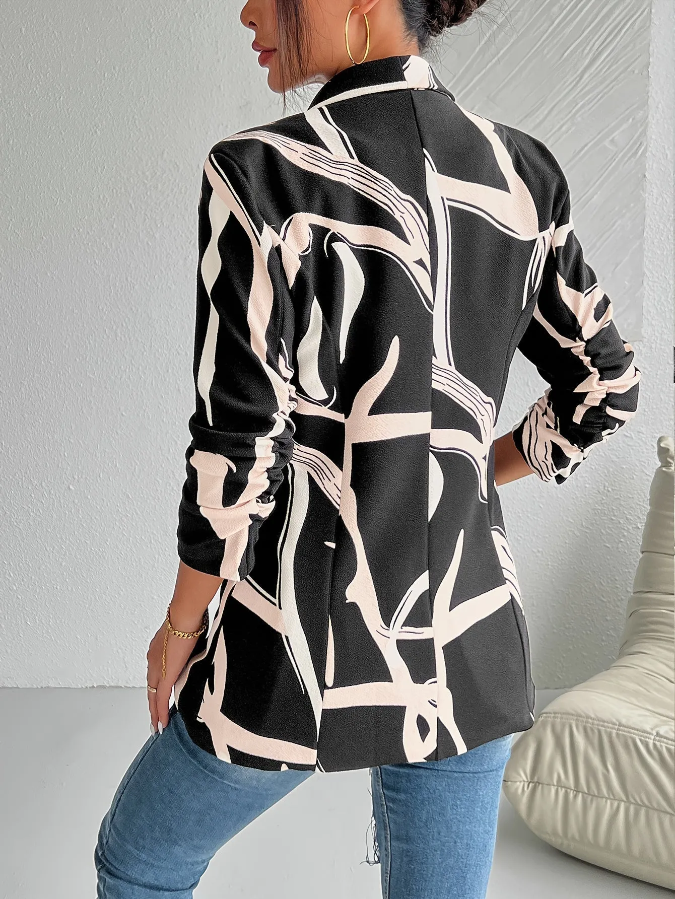 SOPHILIA | Blazer with Abstract Print and Lapel Collar