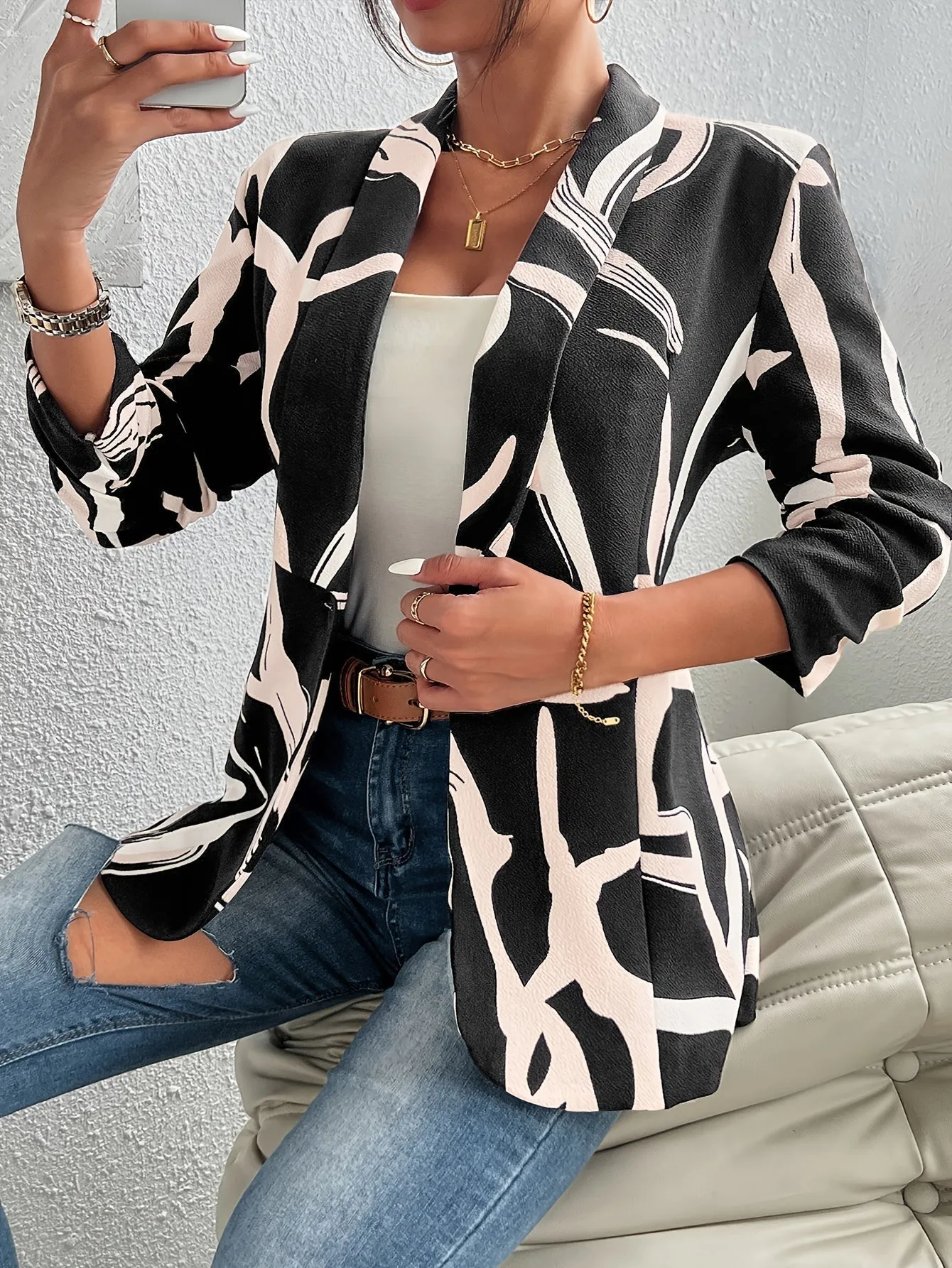 SOPHILIA | Blazer with Abstract Print and Lapel Collar