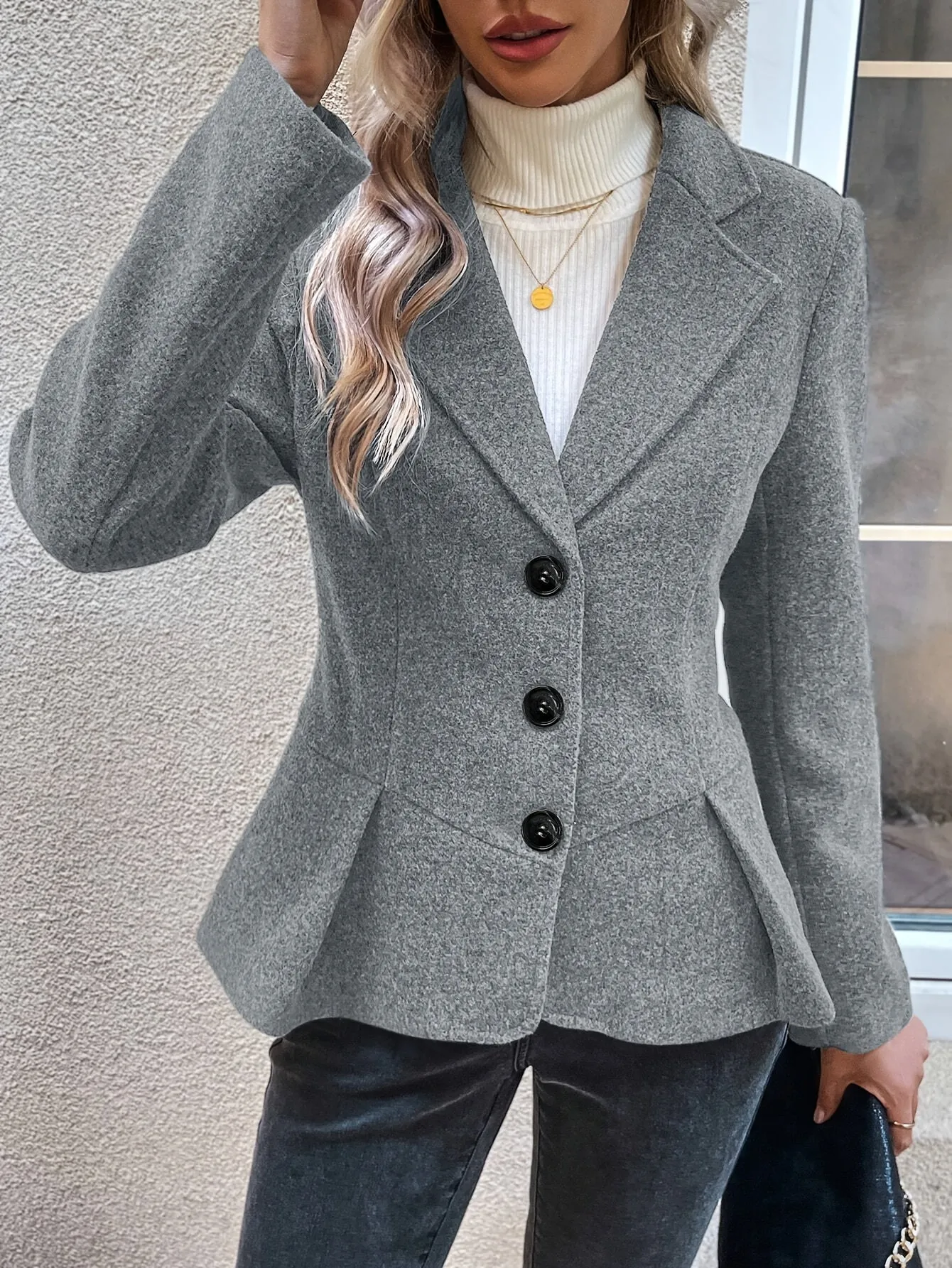 SOVINA | Elegant Solid Color Women's Blazer with Chic Lapel Collar and Button Detail