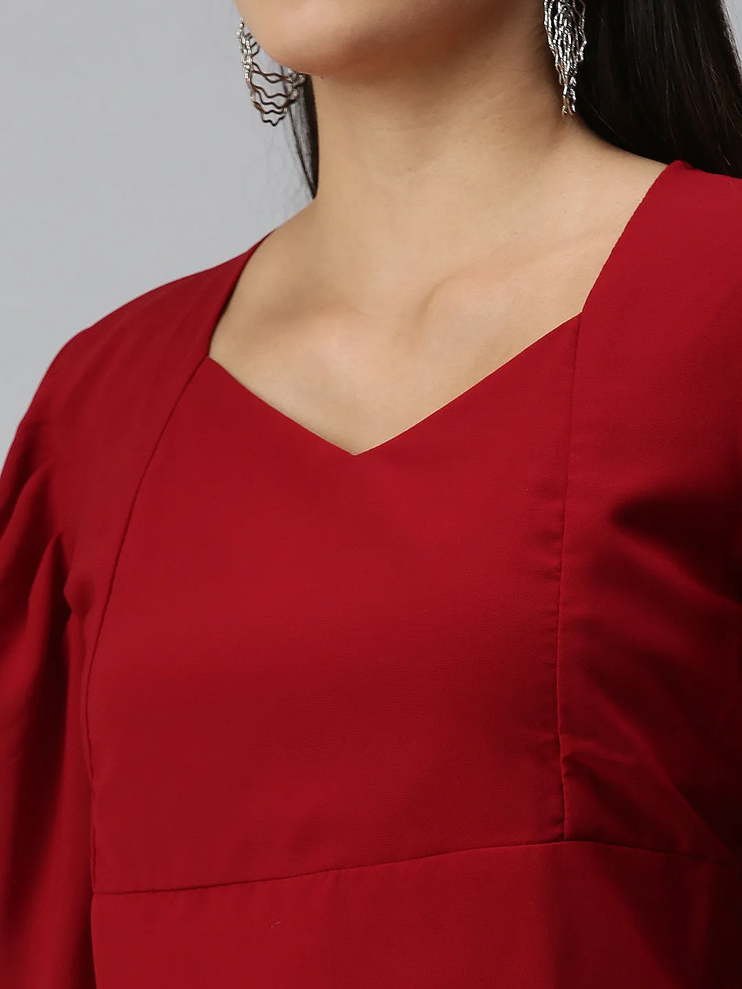 Women Maroon Sweetheart Neck Crepe Top
